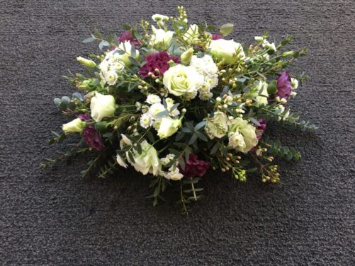 White and purple posy